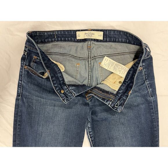 Abercrombie & Fitch Classic Straight Leg Medium Wash Denim Jeans - Picture 2 of 3